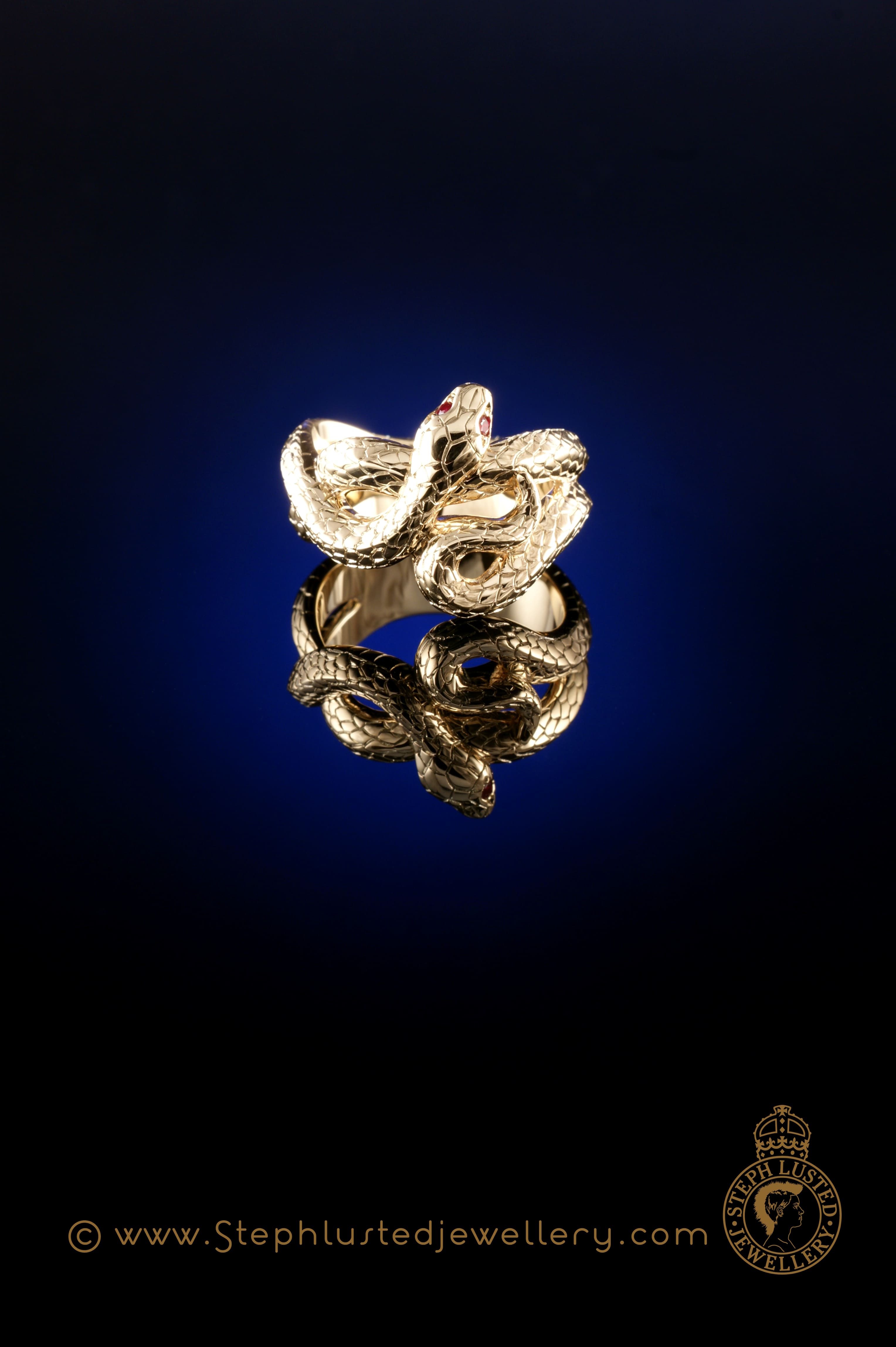 Twisted Snake Ring - Gold
