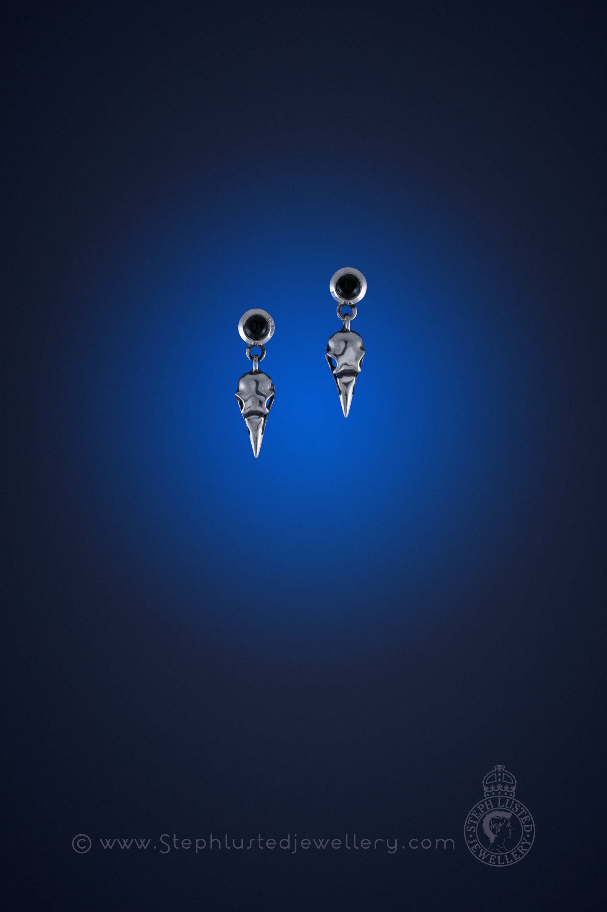 Magpie Skulls & Onyx Studs