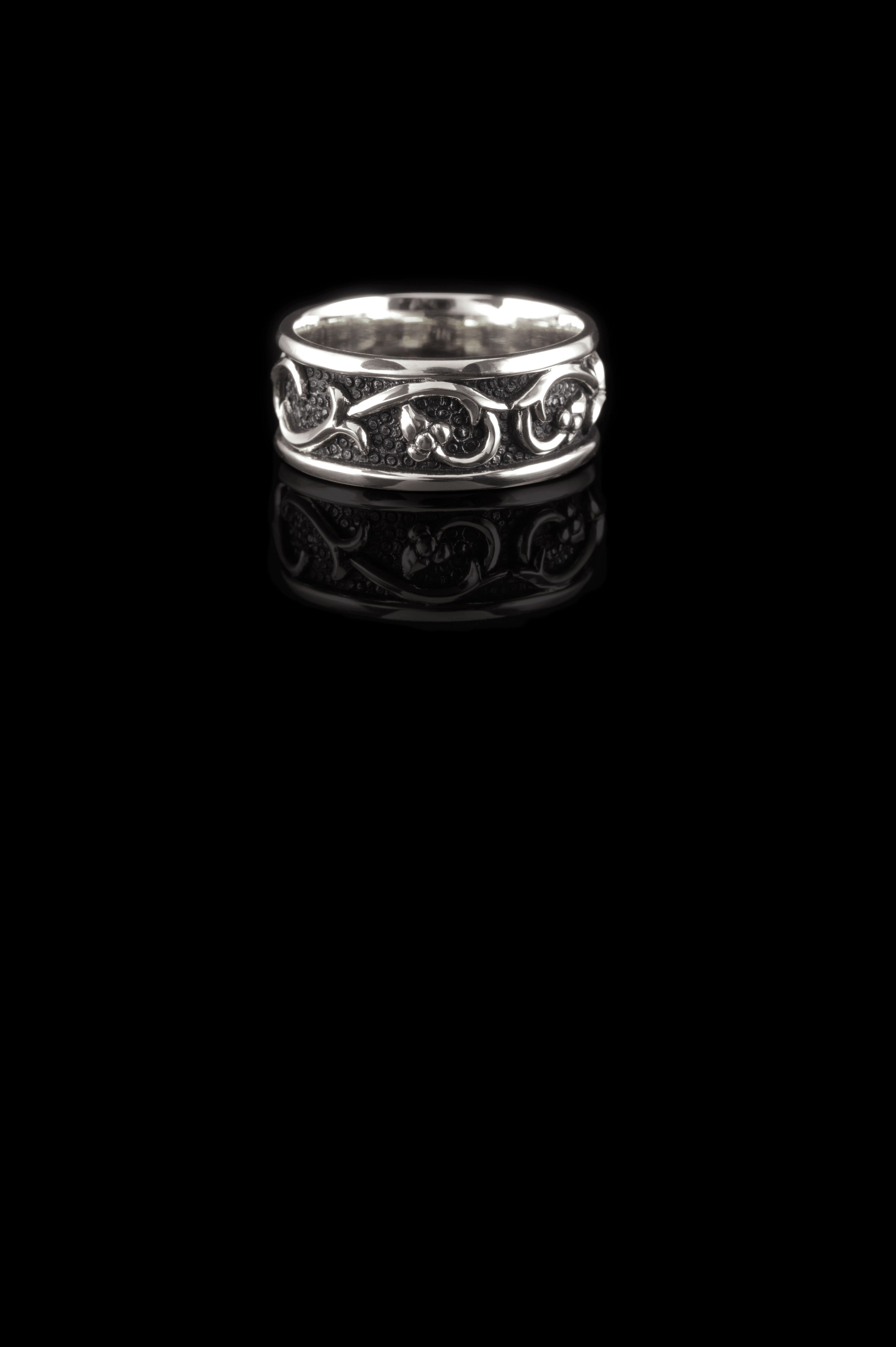 Medieval Passion Ring - Silver