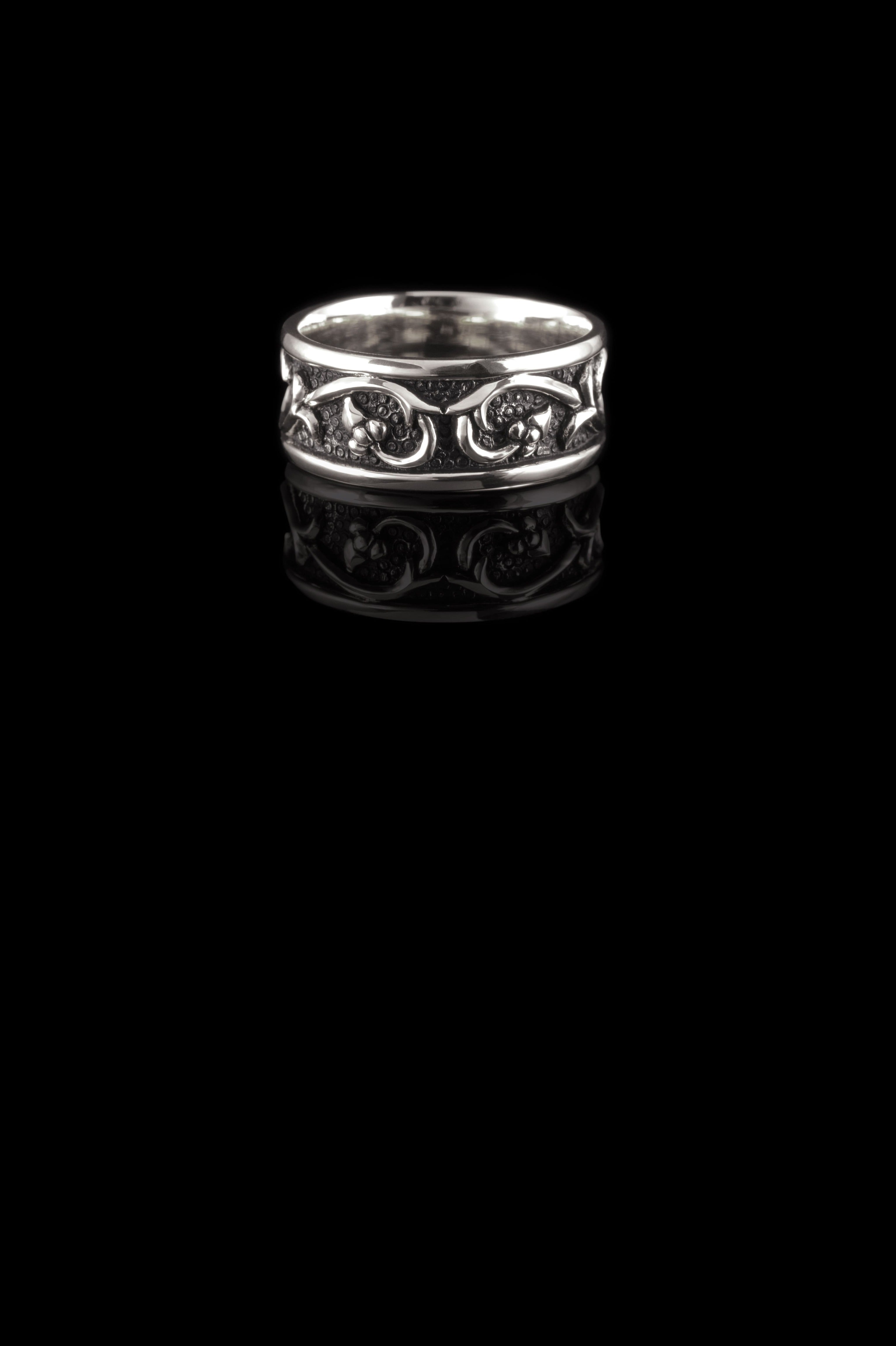 Medieval Passion Ring - Silver