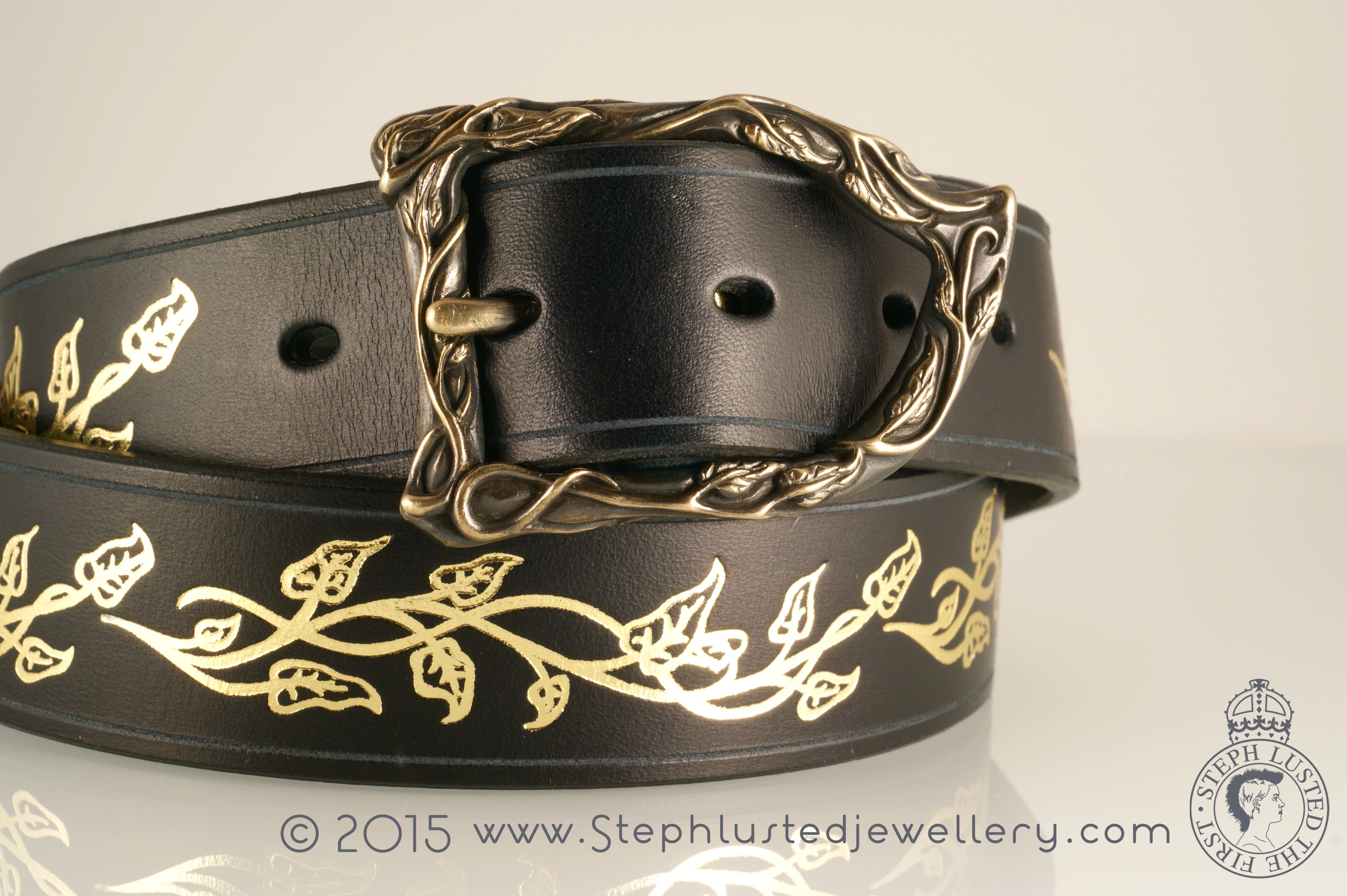 Vine Leaves - Black & Gold