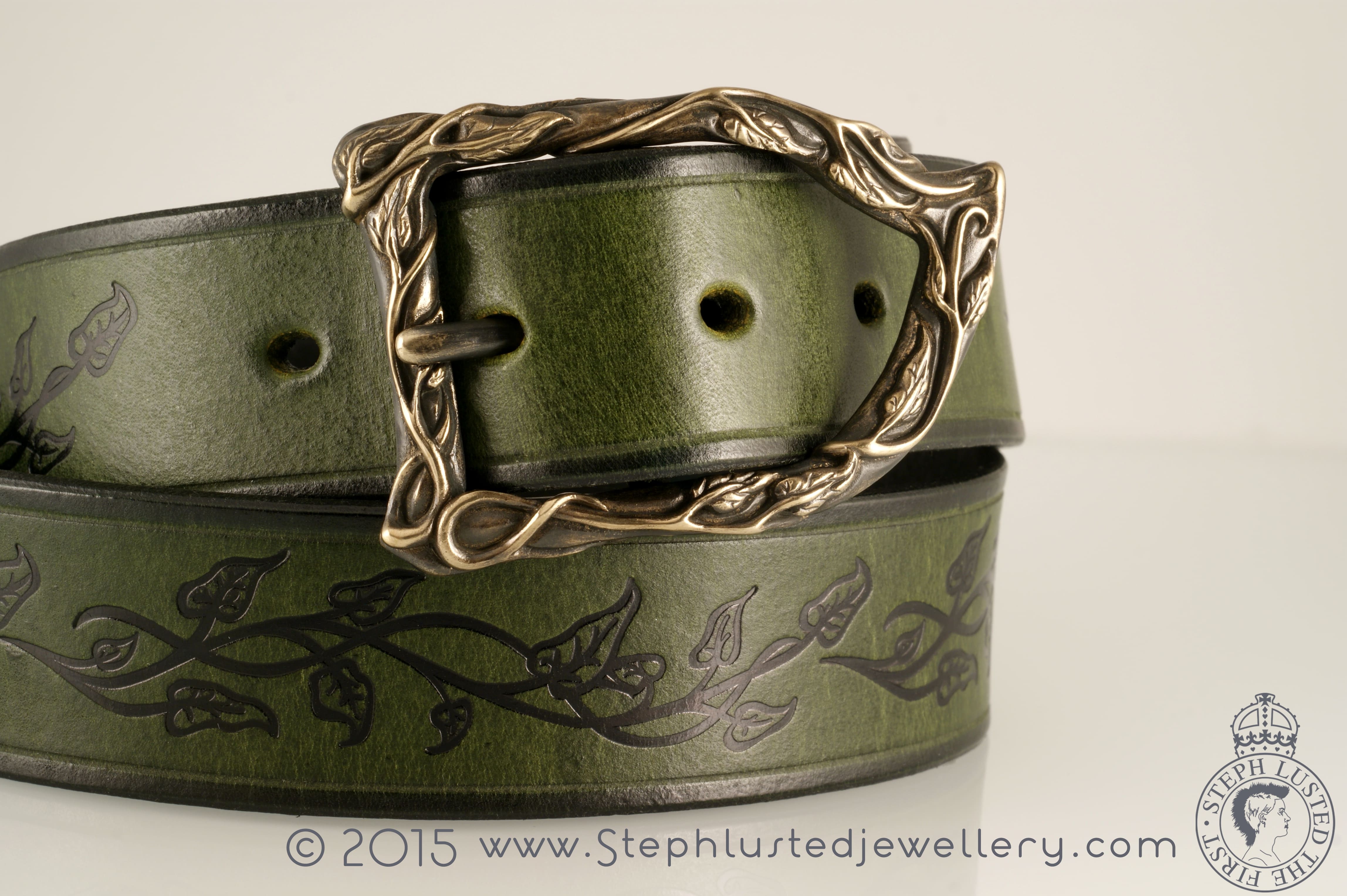 Vine Leaves - Green & Black