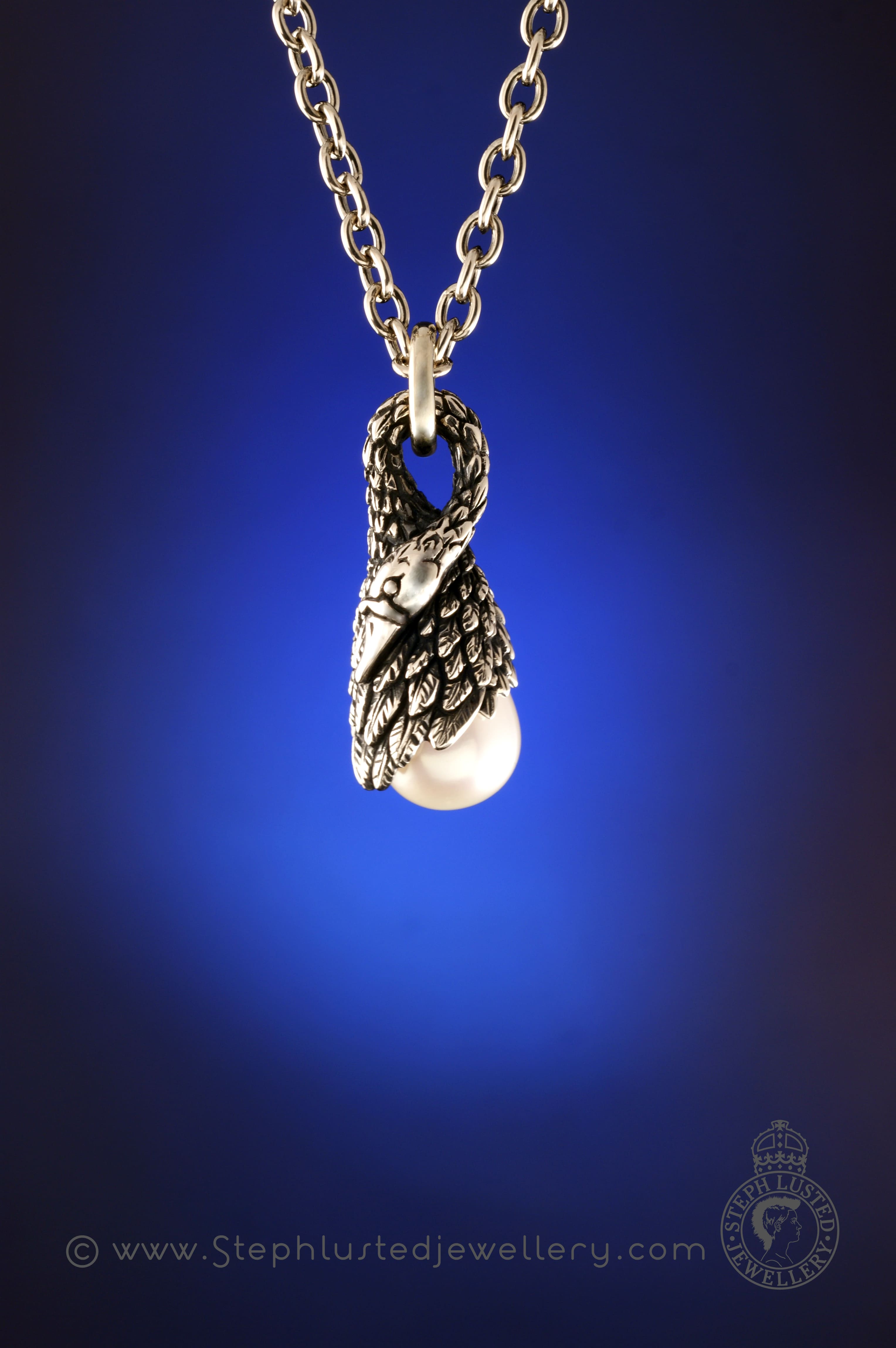 Swan & Pearl Necklace