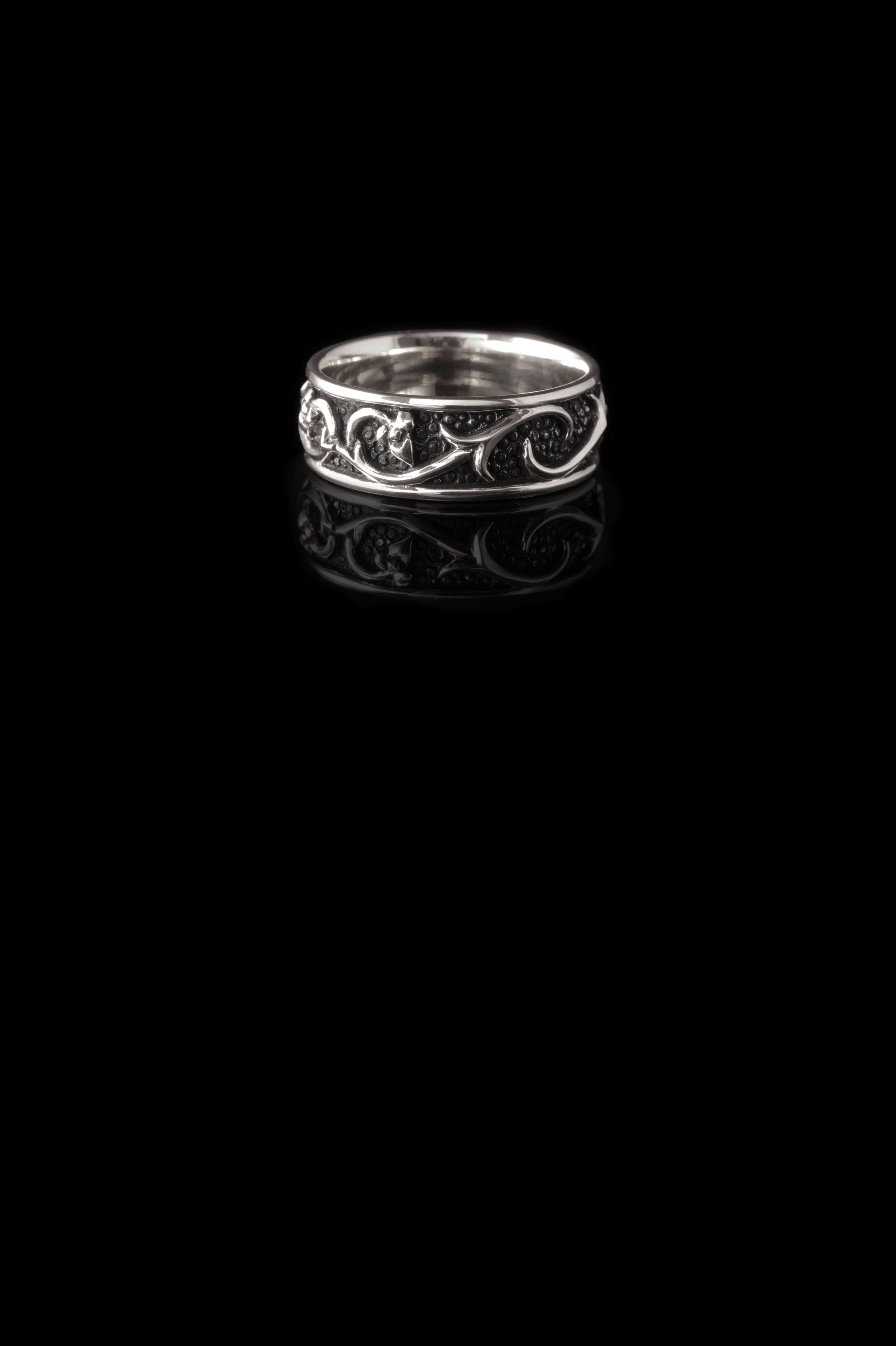 Medieval Passion Ring - Silver